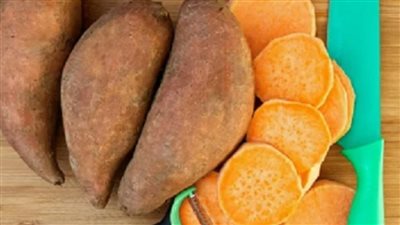 استمتعي بمذاق البطاطا الحلوة بـ4 طرق مختلفة.. وصفات لا تقاوم 	