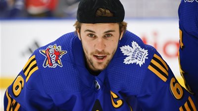 والدة جاستن بيبر تطلب له الشفاء.. والنجم يرد برسالة ساخرة