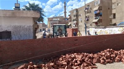 ضمن الموجة 27.. حملة إزالة تعديات وعوائق بنطاق حى الأربعين بمحافظة السويس 