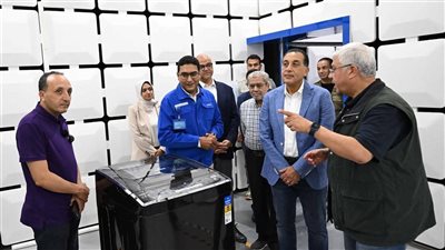رئيس الوزراء بالقليوبية: الدولة تمضي قدمًا نحو إحداث نقلة صناعية كبرى 