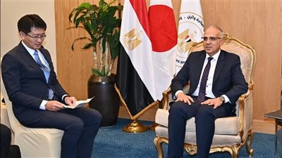 وزير الري: إنشاء مجموعة قناطر ديروط الجديدة بنسبة تنفيذ 90 %  