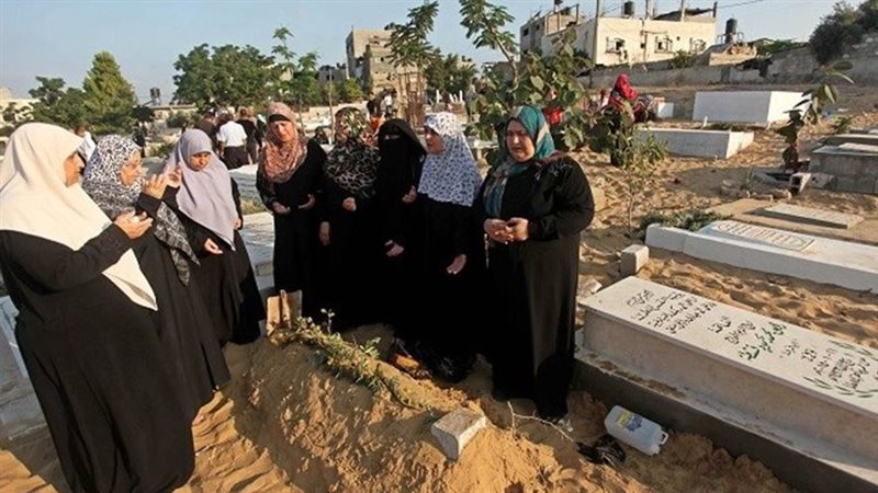 دفن المرأة