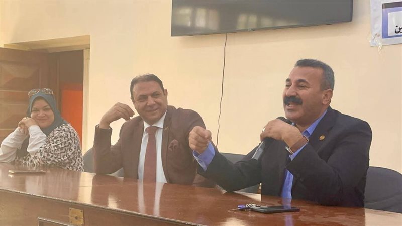 من ندوات اعلام بنى