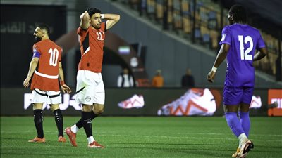 صلاح ومرموش يغيبان عن تشكيل منتخب مصر أمام غينيا بيساو