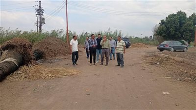 خطة تسليم الشوارع المقرر رصفها بالعام المالي الجديد في مدينة الشهداء بالمنوفية