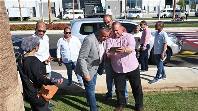 محافظ جنوب سيناء يتابع الاستعدادات النهائية لتوقيع اتفاق غزة بشرم الشيخ