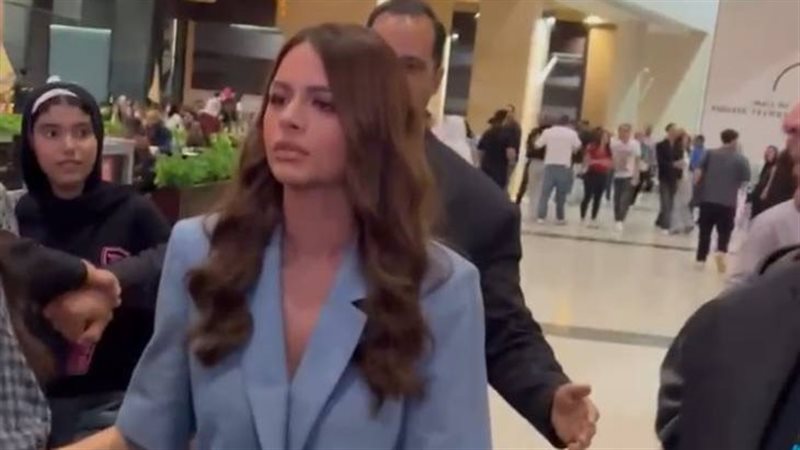 الفنانة هنادي مهنا