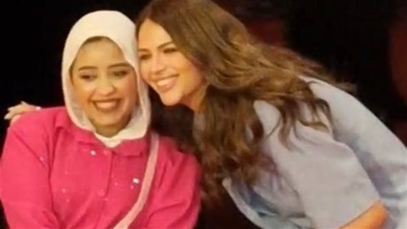 الفنانة هنادى مهنا