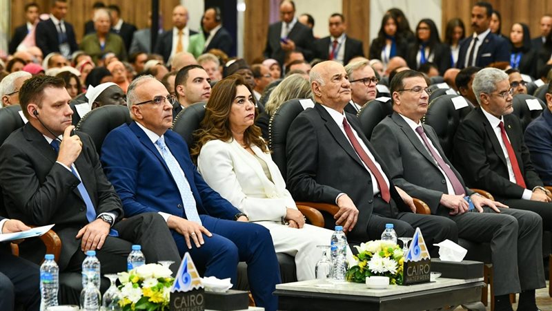 منال عوض