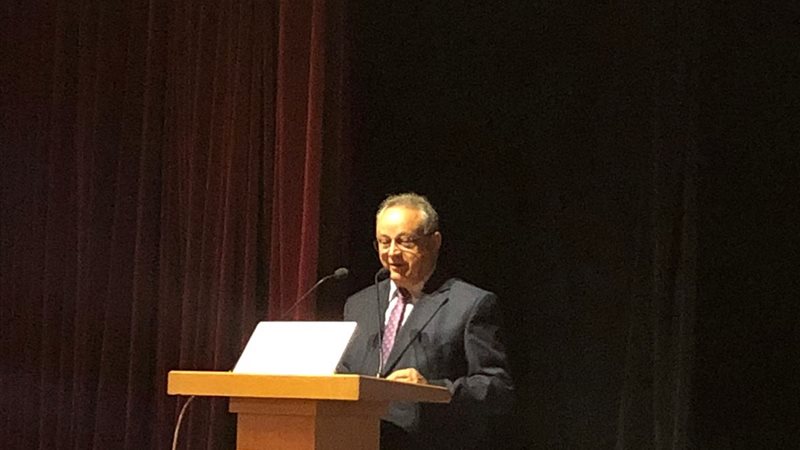 جانب من المؤتمر 