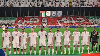 بطاقة عربية مضمونة للمونديال.. الإمارات تتسلح بالهدوء وقطر تراهن على الأرض 	