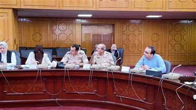 نائب محافظ الإسماعيلية يتابع الموقف التنفيذي لمشروعات مبادرة 