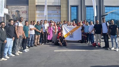وفد من جامعة أسيوط يزور معرض 