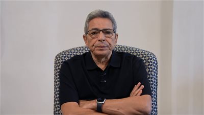 ابتلاء وعادة مرفوضة .. محمود سعد يتحدث عن تدخينه السجائر