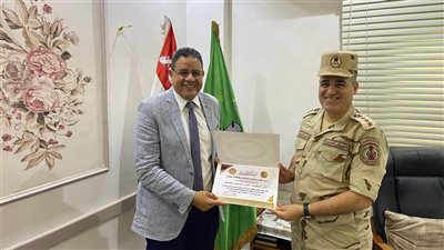 تكريم وكيل صحة المنوفية تقديرًا لجهوده في مشروع 