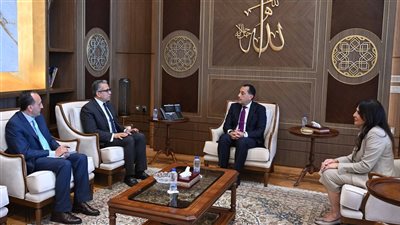 رئيس الوزراء يستقبل الدكتور العناني المدير العام المنتخب لمنظمة 