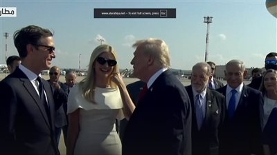 هل هناك رسالة خفية وراء فستان إيفانكا خلال زيارة ترامب لتل أبيب؟