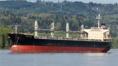 تداول 57 ألف طن و753 شاحنة بضائع عامة ومتنوعة بمواني البحر الأحمر