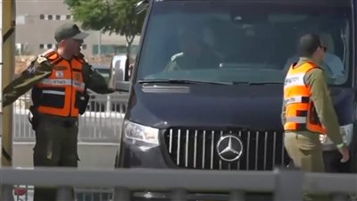 وصول أول حافلة تقل معتقلين فلسطينيين إلى غزة ضمن صففقة التبادل