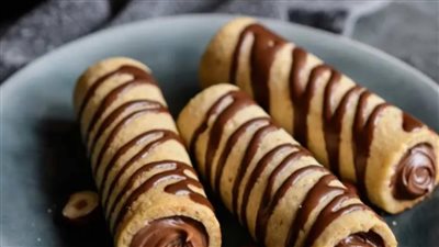 جربي رول البسكويت اللذيذ بحشوة شوكولاتة البندق في دقائق 	