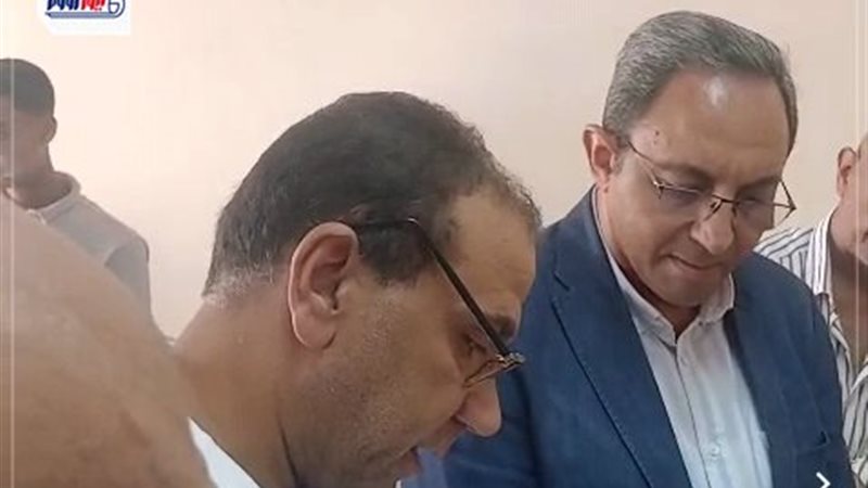 محافظ قنا يتفقد المصابين