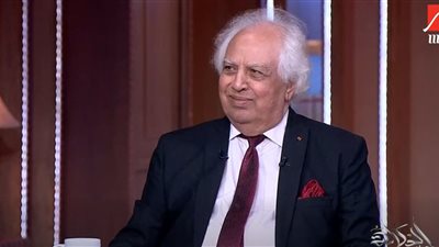 سمير غطاس: لو حضر نتنياهو وصافح أبو مازن لفقد الكثير بإسرائيل 