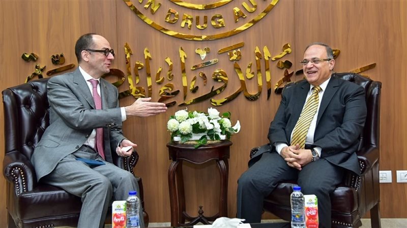 د. الغمراوي وسفير
