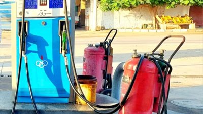 ضبط أكثر من 12 ألف لتر سولار وبنزين داخل محطتين بدون ترخيص بالمحمودية