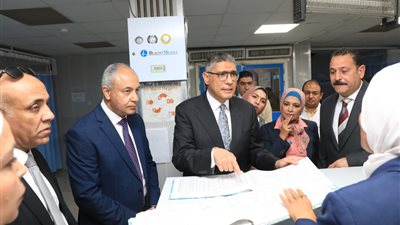 محافظ الجيزة يفتتح وحدة الرعاية المتوسطة والداخلي بمستشفى أكتوبر المركزي