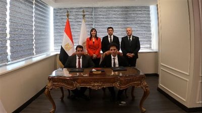 صبحي يشهد مراسم توقيع بروتوكول تعاون بين اتحاد 