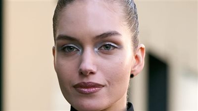 أحدث صيحات المكياج من عروض الأزياء لربيع وصيف 2026