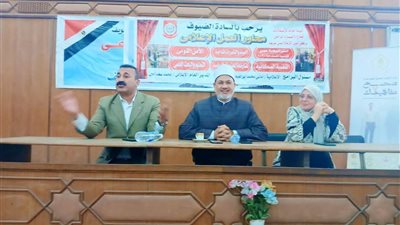 أوقاف بنى سويف والإعلام يناقشان قضايا الطلاق والتدخين والمواقع الاباحية 
