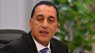 رئيس مجلس الوزراء يتفقد مراحل التشغيل التجريبي لمحطة ربط كهرباء مصر والسعودية