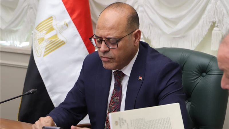 وزير العمل