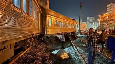 بدون إصابات.. خروج عربة من قطار الصعيد رقم  990 عن القضبان بمحطة سوهاج