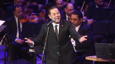 فى ثانى الليالي..مدحت صالح وعمرو سليم ونجوم الموسيقى العربية على النافورة  