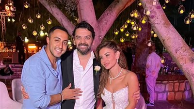 بعد طلاقه من ابنة نجلاء فتحي.. زواج المخرج خضر محمد خضر من فتاة لبنانية