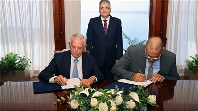 أسامة ربيع: مصنع بناء القاطرات يُسهم بتعزيز دور القطاع الخاص بالصناعة البحرية