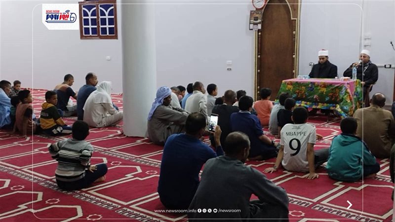 جانب من الندوات