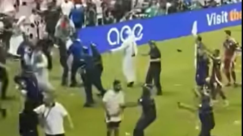 اشتباكات جماهير الامارات