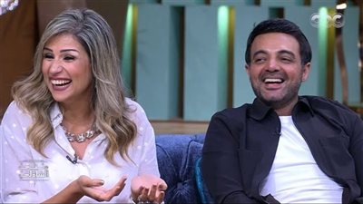 الطبيب منع الزيارة .. عمرو محمود ياسين يكشف تفاصيل الحالة الصحية لزوجته 