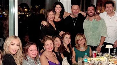 أجمل تجمع فني .. إلهام شاهين مع نجوم الفن استعداداً للمشاركة في مهرجان الجونة 