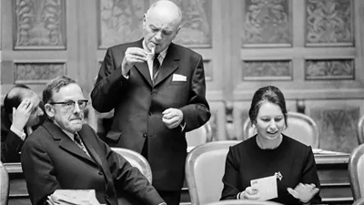 وفاة حنا ساهلفيلد - سينغر: رحيل رائدة المساواة وأول نائبة اشتراكية 