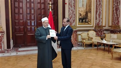 الأعضاء المعينين يتسلمون كارنيهات عضوية مجلس الشيوخ | صور