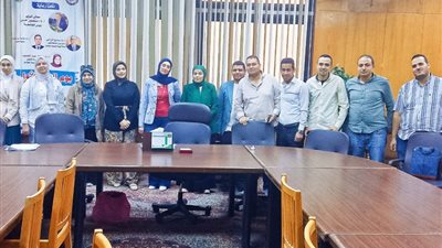 ندوة لصيدلة بني سويف حول 