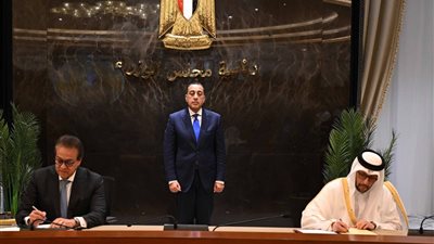 رئيس الوزراء يشهد توقيع مذكرة تفاهم بين مصر وقطر للتعاون في المجال الصحي