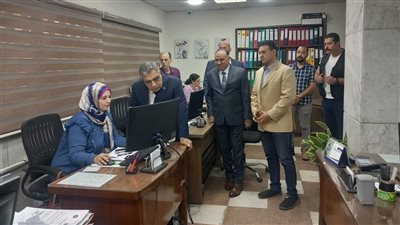 محافظ الدقهلية يتفقد المركز التكنولوجي وعددًا من إدارات ديوان عام المحافظة 