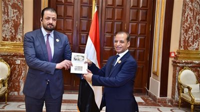 محمد عمران بعد تسلمه كارنيه الشيوخ: الشباب الأساس في بناء الجمهورية الجديدة 