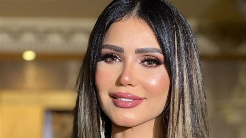 إيناس عز الدين 