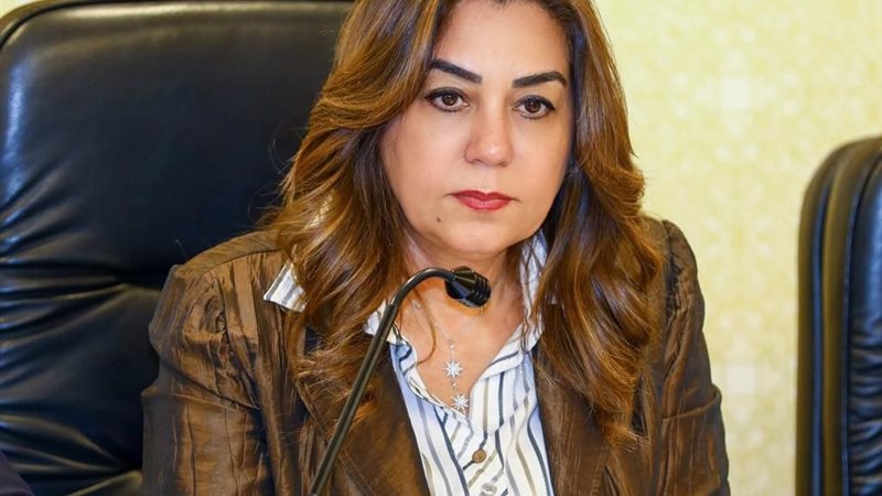 منال عوض